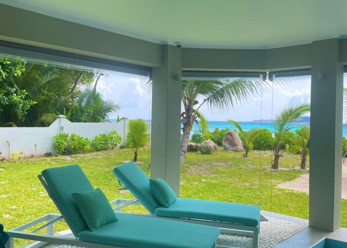 loungers pool