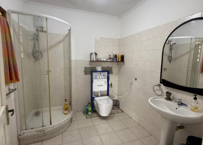 WhatsApp Image 2025-11-10 at 09.34.01